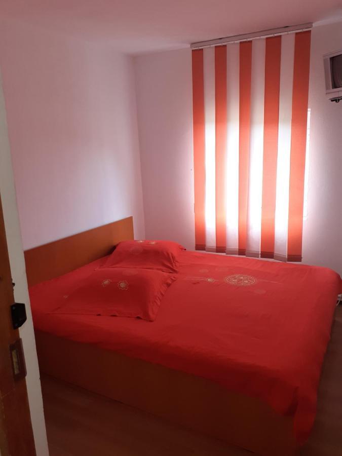Hotel Casa Denisa Vidraru Transfgarasan à Căpăţîneni-Ungureni Extérieur photo